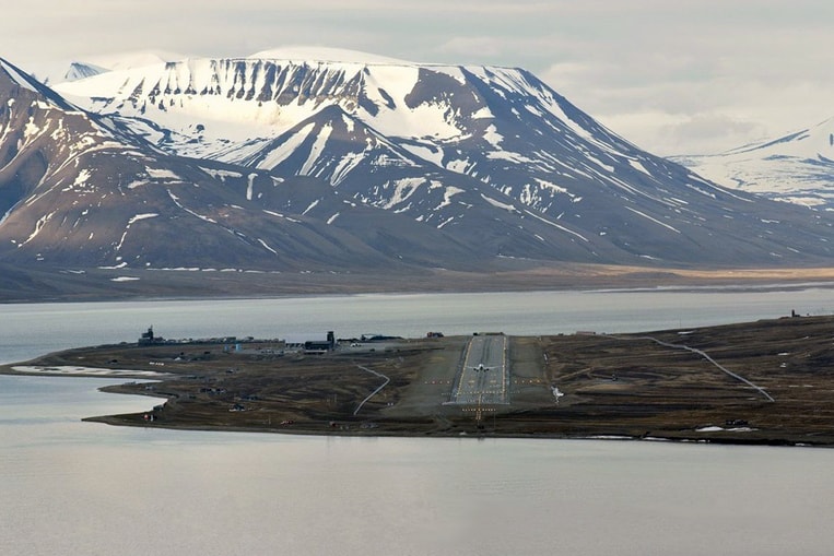 Aeropuerto de Svalbard, Noruega
